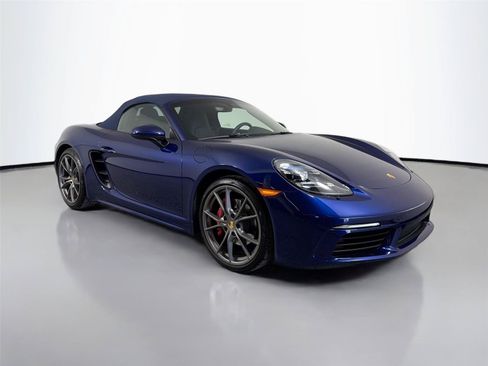 Certified 2025 Porsche 718 Boxster S RWD image 9