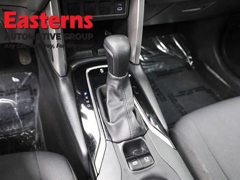 Used 2024 Toyota Corolla Cross LE image 13