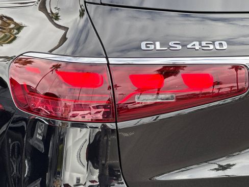 New 2025 Mercedes-Benz GLS 450 4MATIC image 15
