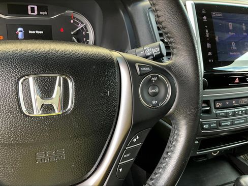 Used 2017 Honda Pilot EX-L image 19