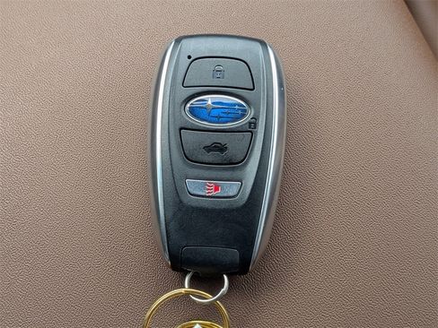 Used 2022 Subaru Outback Touring XT image 32