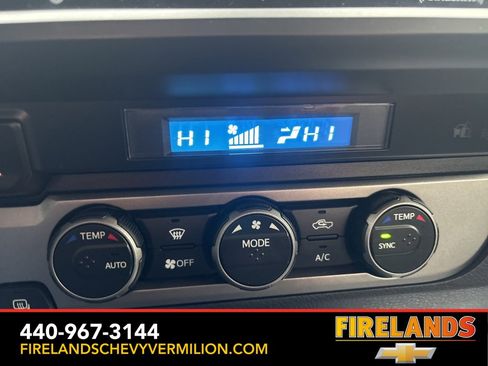 Used 2022 Toyota Tacoma SR image 17