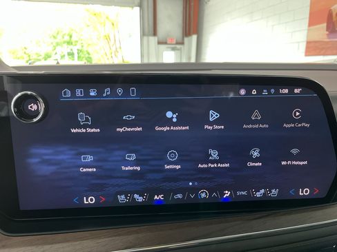 New 2026 Chevrolet Suburban High Country AWD/4WD image 26
