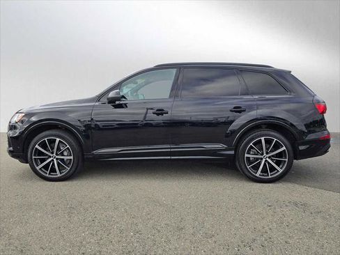 Used 2021 Audi Q7 3.0T Premium Plus w/ Premium Plus Package AWD/4WD image 6