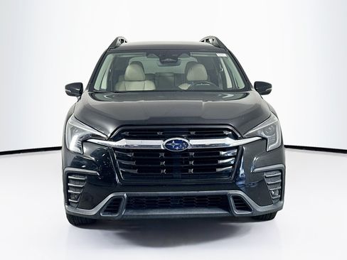 Used 2023 Subaru Ascent Limited AWD/4WD image 2