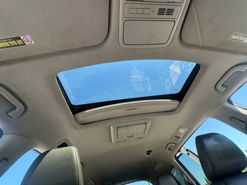 Used 2011 Honda Odyssey Touring image 11
