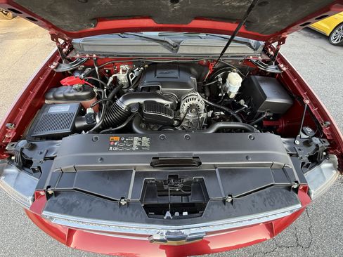 Used 2012 Chevrolet Tahoe LS image 25