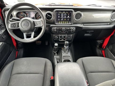 Certified 2023 Jeep Wrangler Sahara image 10