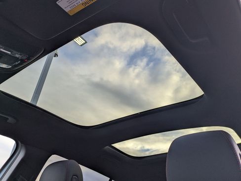 New 2026 Mercedes-Benz GLB 250 image 29