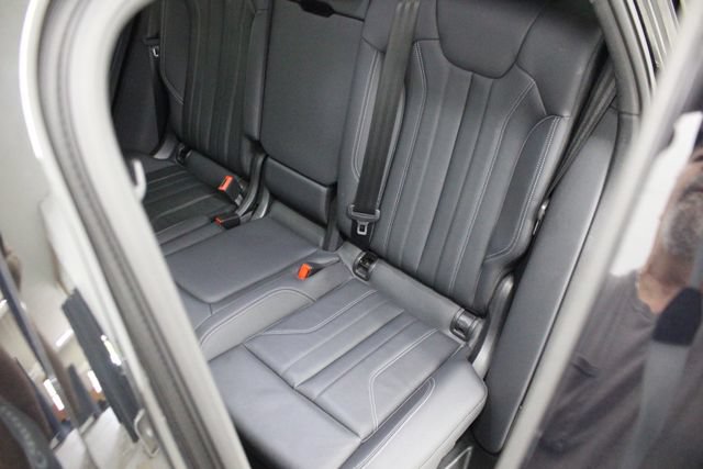 Used 2023 Audi Q5 2.0T Premium Plus w/ Premium Plus Package AWD/4WD image 41