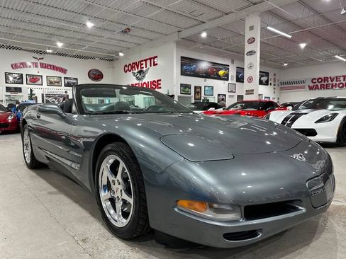 Used 2003 Chevrolet Corvette Convertible w/ Preferred Equipment Group1 RWD image 5