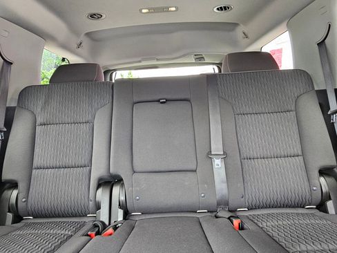 Used 2019 Chevrolet Tahoe LS AWD/4WD image 24
