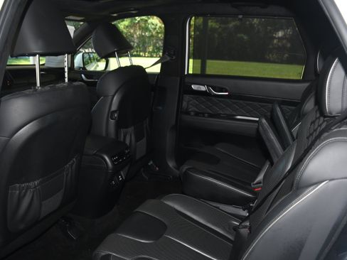 Used 2022 Hyundai Palisade Calligraphy FWD image 17