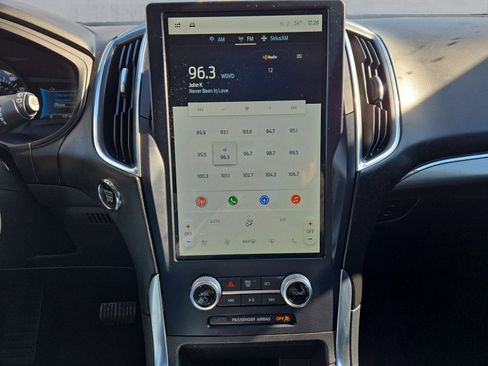 Certified 2024 Ford Edge Titanium w/ Equipment Group 301A image 17