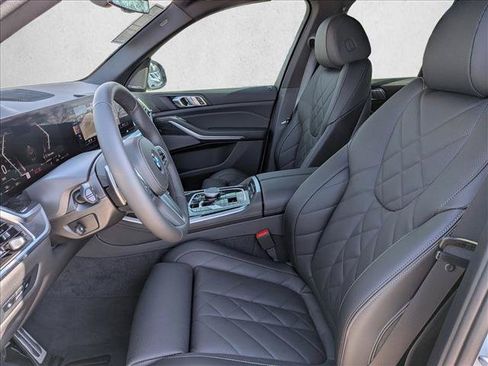 Used 2026 BMW X5 sDrive40i w/ M Sport Package RWD image 4