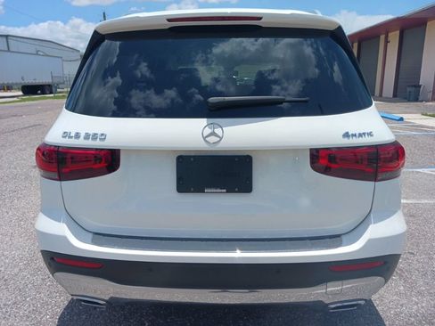 Used 2021 Mercedes-Benz GLB 250 4MATIC image 4