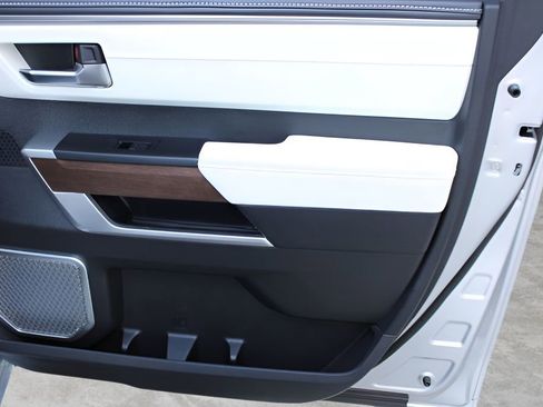 Used 2024 Toyota Tundra Capstone image 23