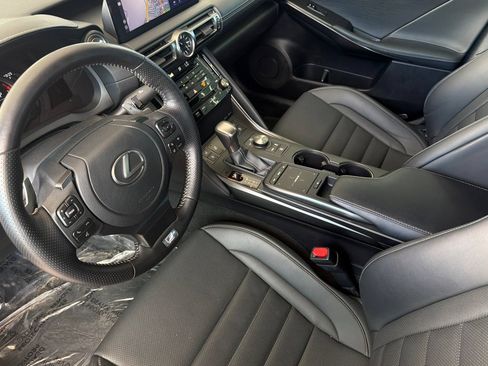 Used 2022 Lexus IS 350 F Sport w/ Navigation Package RWD image 10