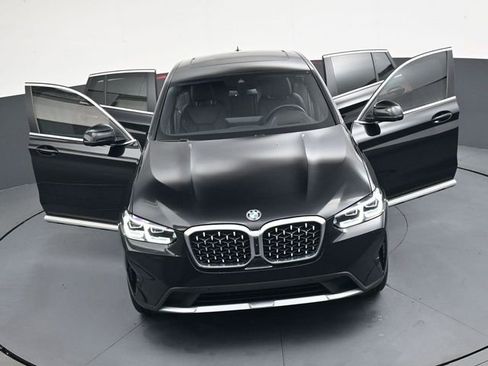 Used 2025 BMW X4 xDrive30i w/ Premium Package image 39