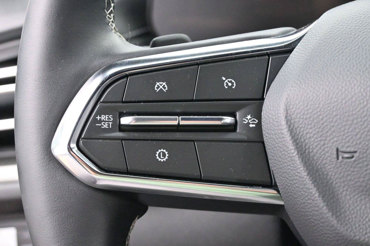 Used 2026 Chevrolet Traverse LT w/ Sun and Wheel Package FWD image 20