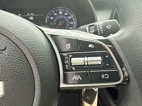 Used 2022 Kia Forte LXS image 27