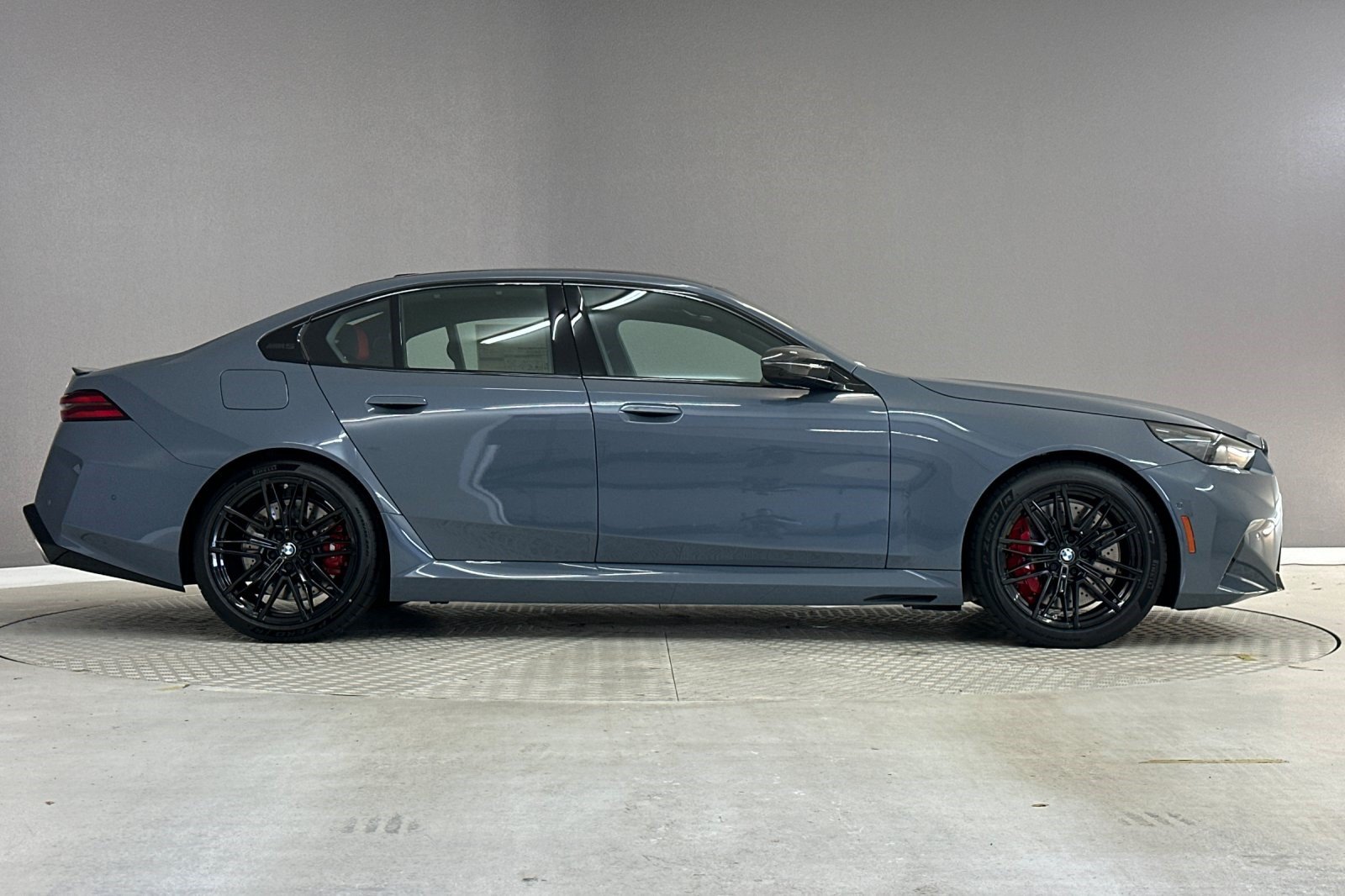 New 2027 BMW M5 w/ Carbon Package AWD/4WD image 7