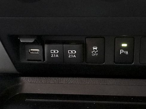 Used 2021 Toyota Tundra SR5 image 27