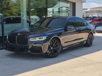Used 2022 BMW 750i xDrive w/ Executive Package AWD/4WD video 1
