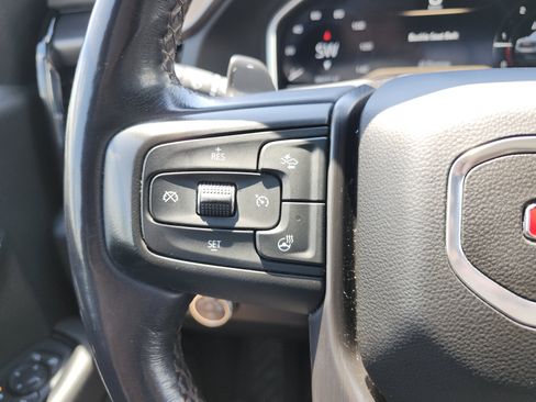 Used 2023 GMC Sierra 1500 AT4 w/ AT4 Premium Package AWD/4WD image 39