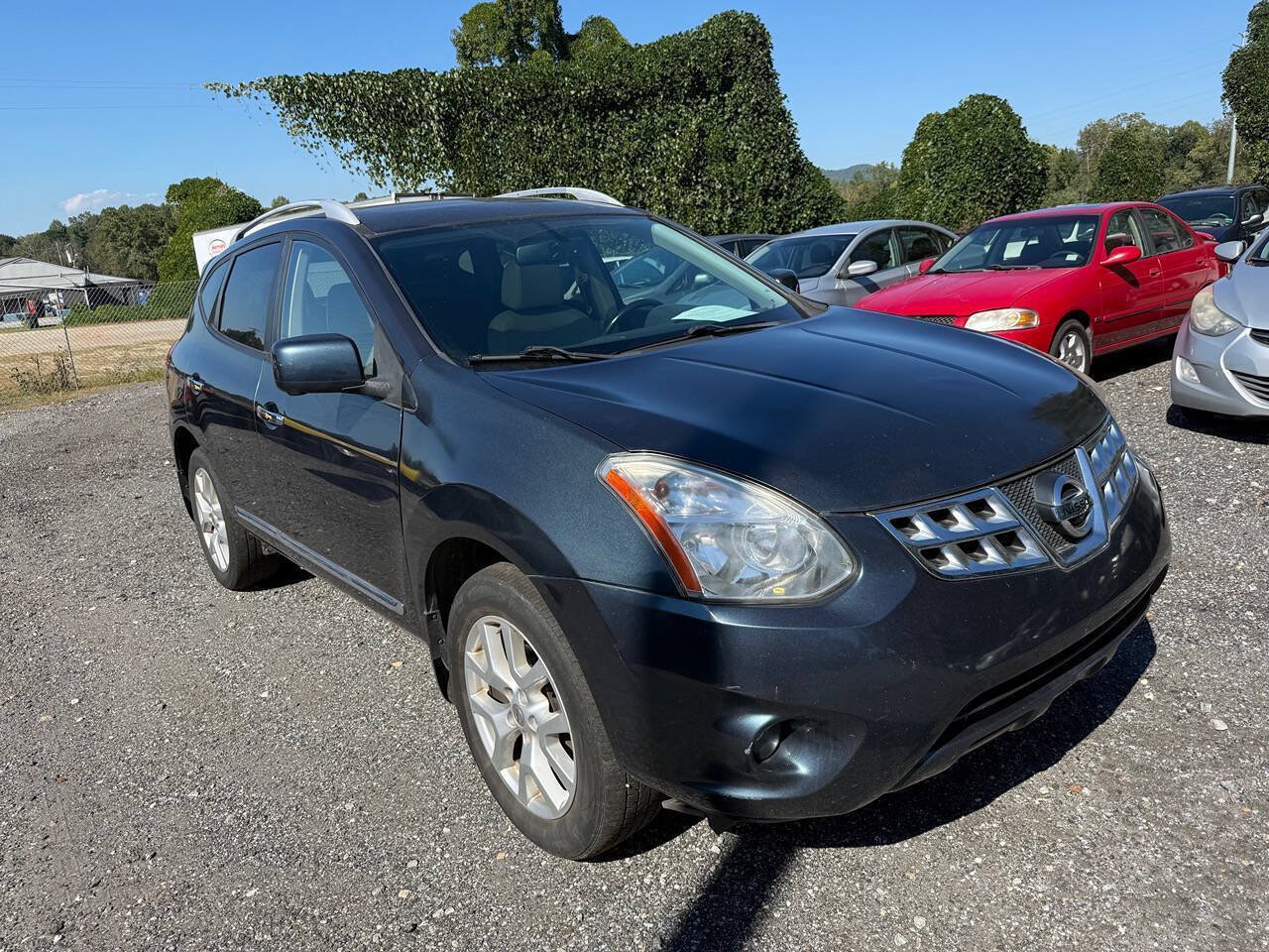 Used 2013 Nissan Rogue SL AWD/4WD image 6