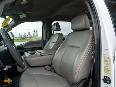 Used 2018 Ford F550 4x4 Crew Cab Super Duty image 15