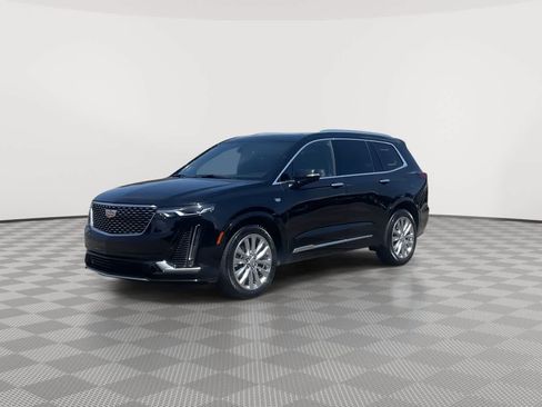 Used 2024 Cadillac XT6 Premium Luxury w/ LPO, Floor Liner Package AWD/4WD image 4