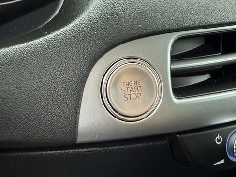 Used 2025 Hyundai Palisade Limited image 17