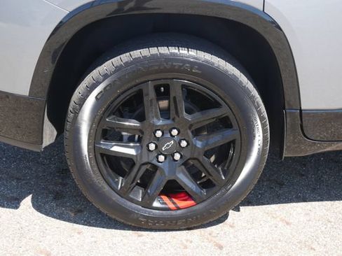Used 2023 Chevrolet Traverse Premier w/ Redline Edition AWD/4WD image 14
