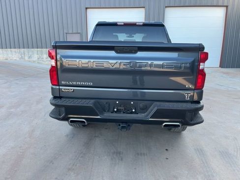 Used 2021 Chevrolet Silverado 1500 LT Trail Boss image 5