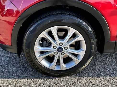 Used 2017 Ford Escape SE image 32