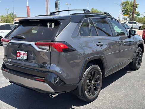 Used 2025 Toyota RAV4 XSE w/ Advanced Technology Package AWD/4WD image 9