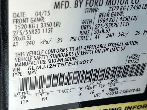 Used 2015 Lincoln Navigator 2WD image 33