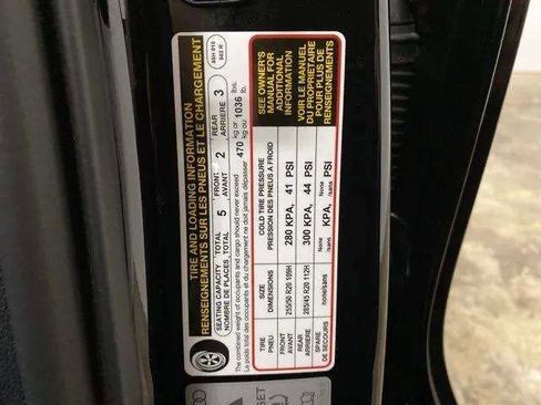 Used 2025 Audi Q6 e-tron Premium Plus w/ Premium Plus image 48