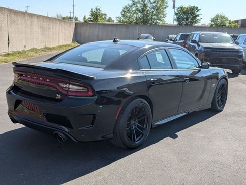 Used 2023 Dodge Charger Scat Pack w/ Plus Group RWD image 6