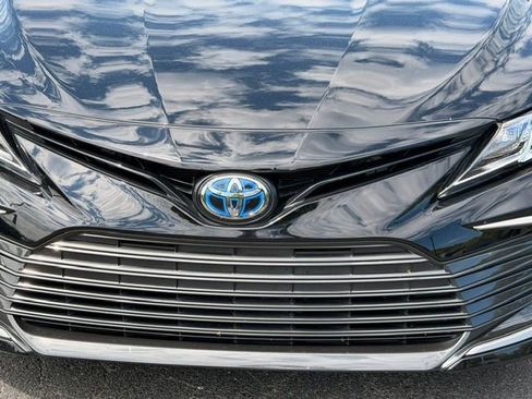 Used 2023 Toyota Camry LE image 18