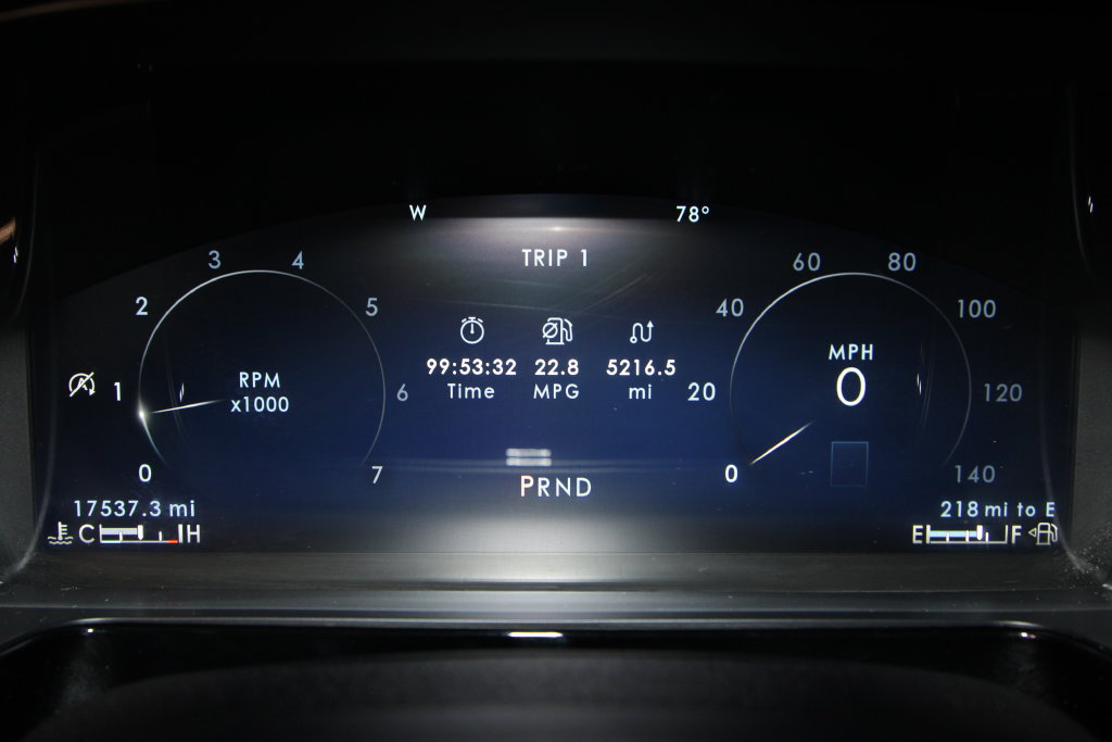 Used 2024 Lincoln Corsair AWD w/ Equipment Group 101A image 11