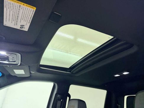 Used 2023 Chevrolet Silverado 1500 High Country image 20