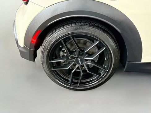 Used 2022 MINI Cooper S w/ Driver Assistance Package FWD image 31