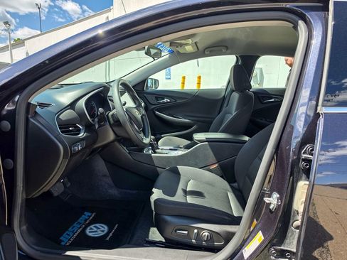 Used 2023 Chevrolet Malibu LT FWD image 11