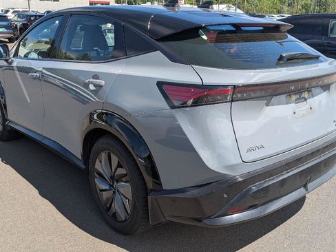 Used 2023 Nissan Ariya AWD/4WD image 3