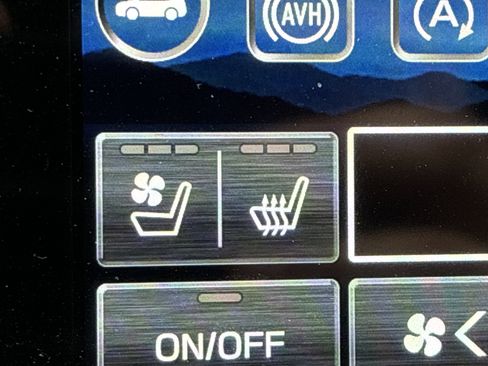 Used 2024 Subaru Outback Touring XT image 27