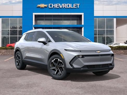 New 2026 Chevrolet Equinox EV LT FWD image 7