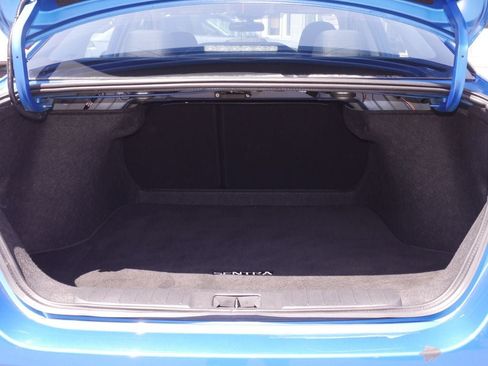 Used 2025 Nissan Sentra SV FWD image 18