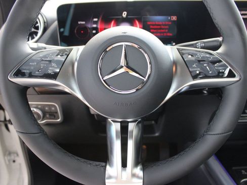 Certified 2026 Mercedes-Benz GLA 250 image 16